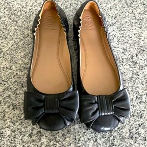 Tory Burch black flats size 10 (used)
